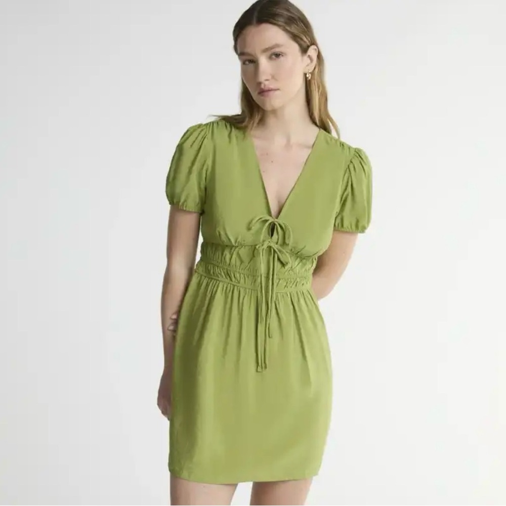 5 for $25!! NWT Blu Pepper Deep V-Neck Puff Sleeve Mini Dress